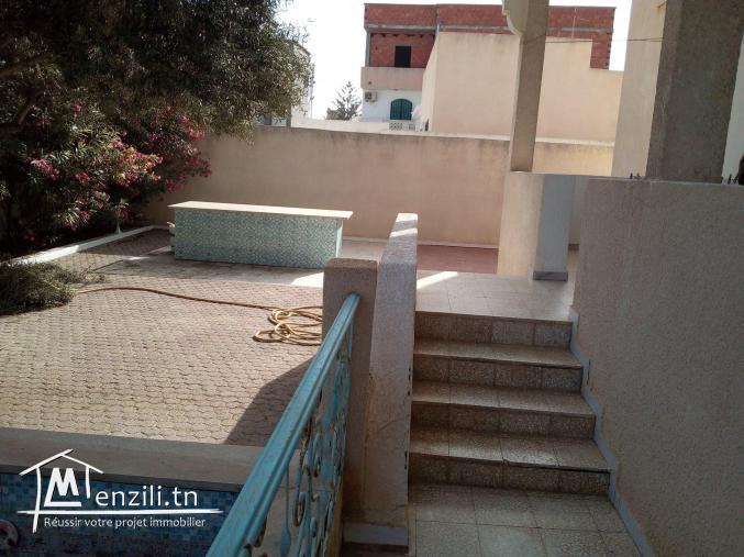 Villa avec piscine à Akouda à 5mn d’El Kantaoui
