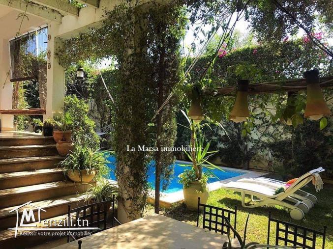 A Louer une villa s3 avec piscine et jardin, La Marsa