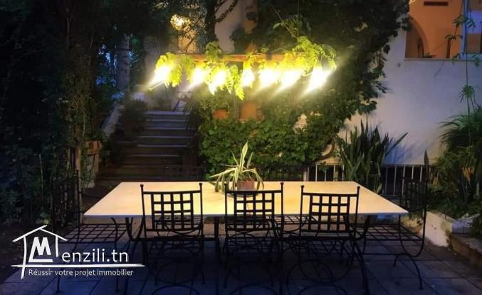 A Louer une villa s3 avec piscine et jardin, La Marsa