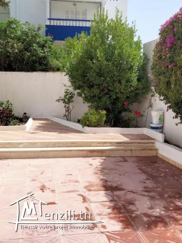 Disponible immédiatement Villa avec deux étages indépendants à Bizerte, Tunisie