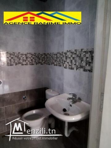 Belle maison ds 150m2 à la plage el haouaria cap bon