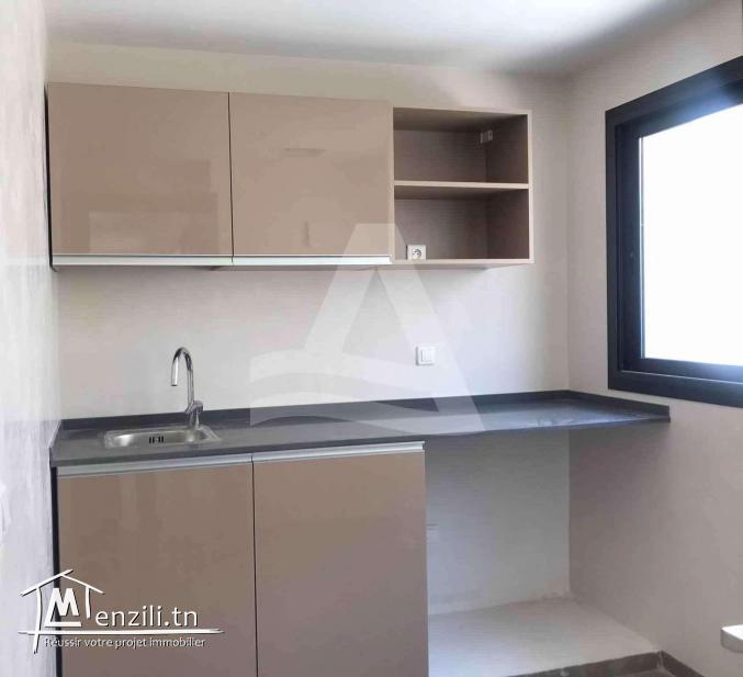 location d'un luxueux bureau aux berges du lac 2