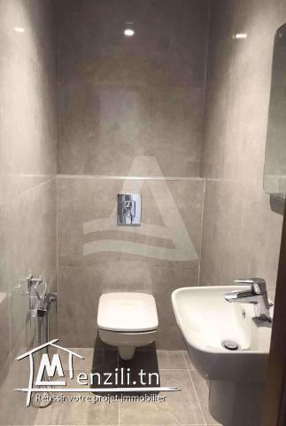 location d'un luxueux bureau aux berges du lac 2