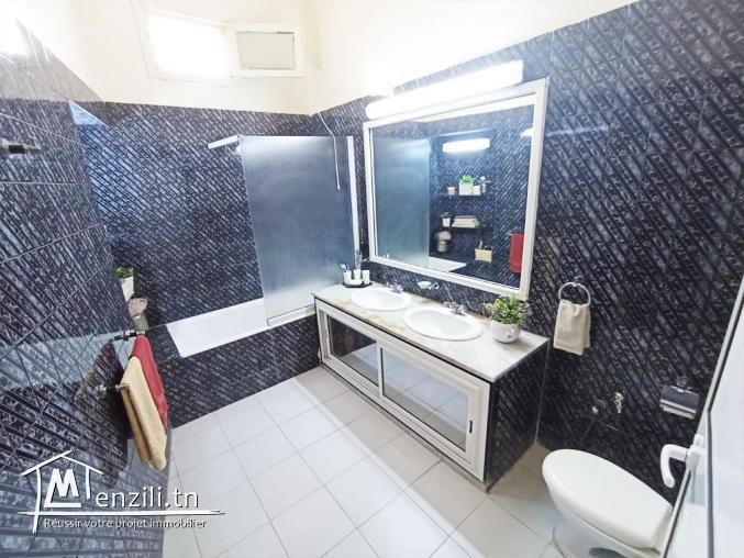 À vendre une villa à Beb Mnara