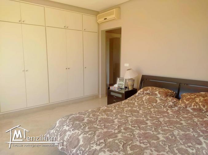 Une villa de maitre avec piscine