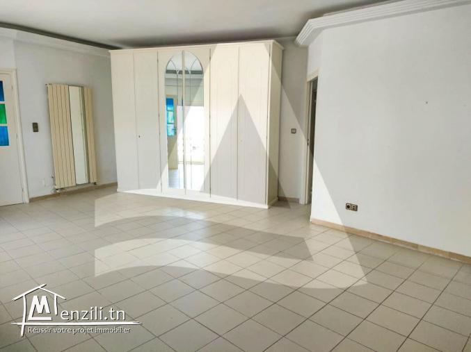 Location d'une Villa à la marsa