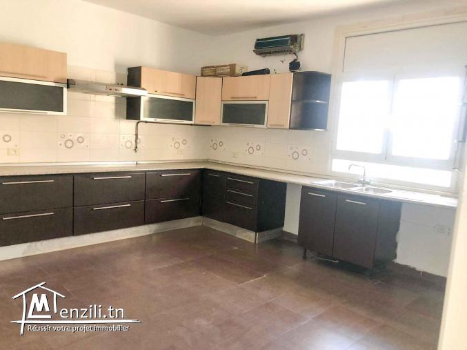 Location villa avec jardin au lac 2