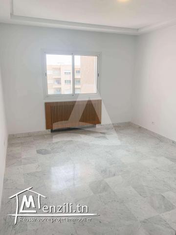 location d'un appartement s+4 aux jardins de carthage