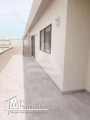 location d'un appartement s+4 aux jardins de carthage