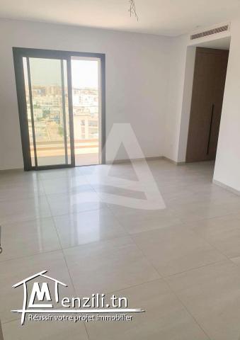 Location d'un penthouse aux jardins de carthage
