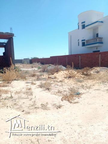 Terrain au bord de la mer à" Chatt ezouhour"'