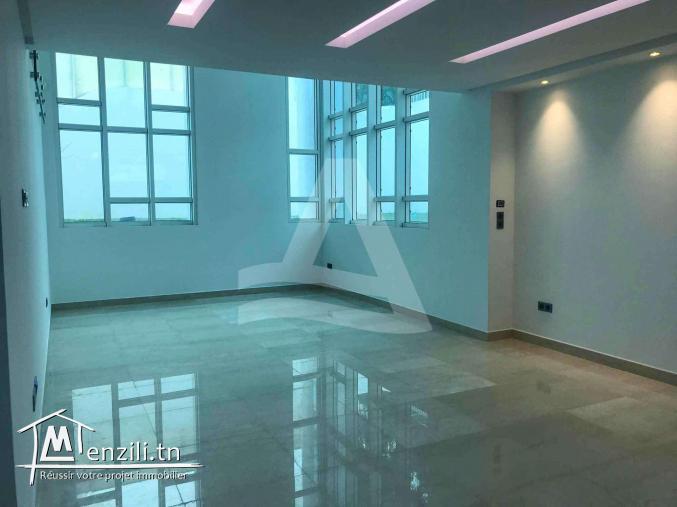 location d'une villa avec piscine aux berges du lac 2