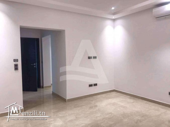 location d'une villa avec piscine aux berges du lac 2