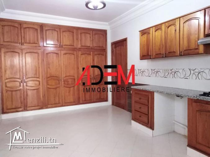 Spacieux étage de villa de 230m² à Sahloul