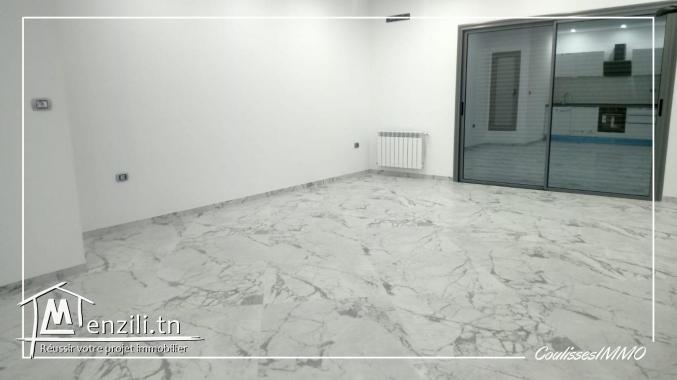 A vendre un Appartement S+2  à vendre