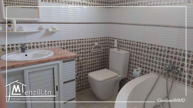 Une Villa S+3 Sur 3 Façades a vendre Bien équipée