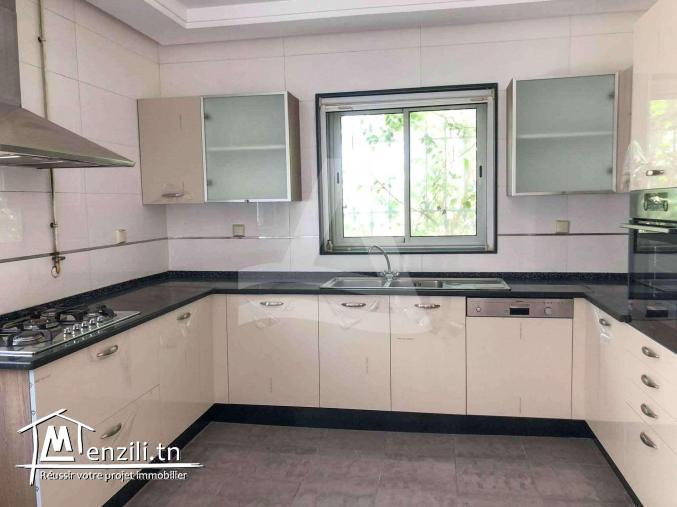 Location Appartement S+4 au lac 2