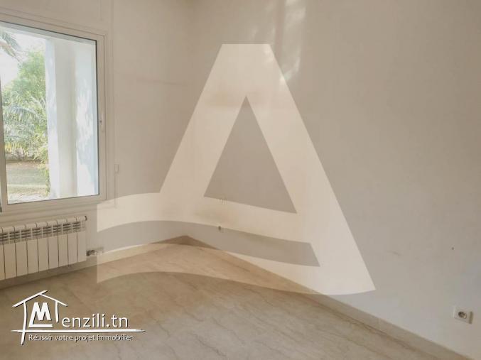 Appartement de THS avec jardin a la marsa