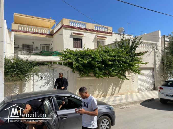 Jolie maison dans quartier calme