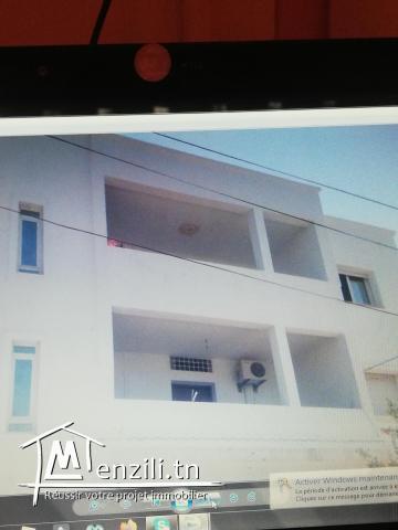 Étage de villa tout neuf à la marsa