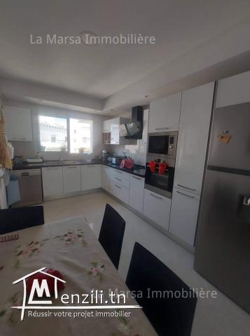 A Vendre appartement s3  à la Soukra
