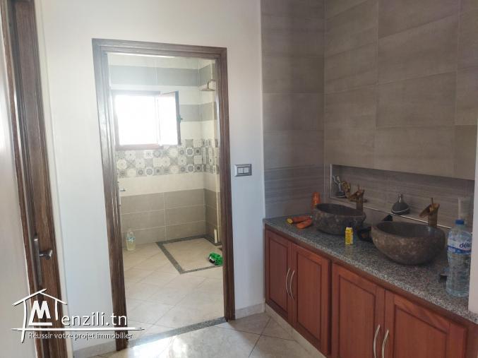 Villa neuve ds 275m2 a la mer el haouaria 8045