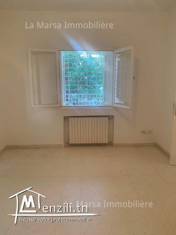 A Louer étage de villa s3 à Gammarth Supérieur