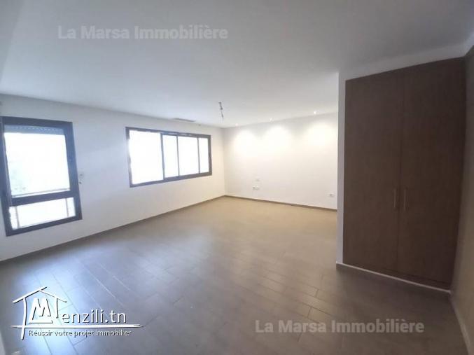 A Louer duplex s4 avec jardin  aux Jardins de Carthage