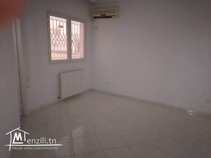 Location étage de villa