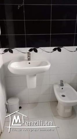 Maison a deux étages près  mg riadh el ghazela