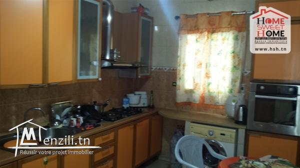 Villa Avelina à Vendre à Rades Plage