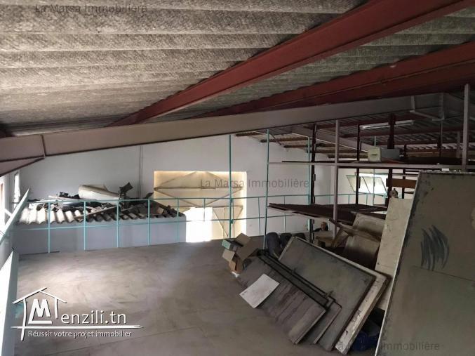 A Louer entrepôt de 130m², La Soukra