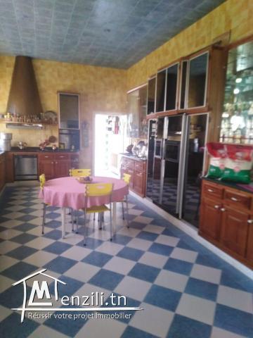A vendre villa à corniche Bizerte