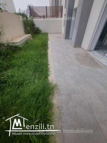 A Vendre appartement s3 avec jardin à chotrana1