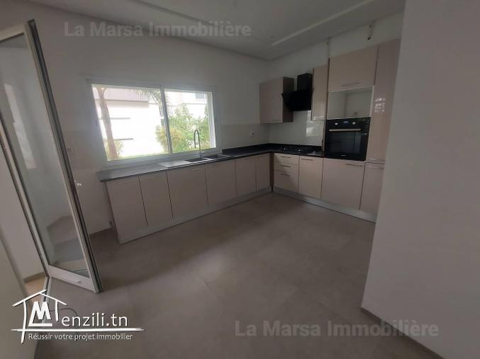 A Vendre appartement s3 avec jardin à chotrana1