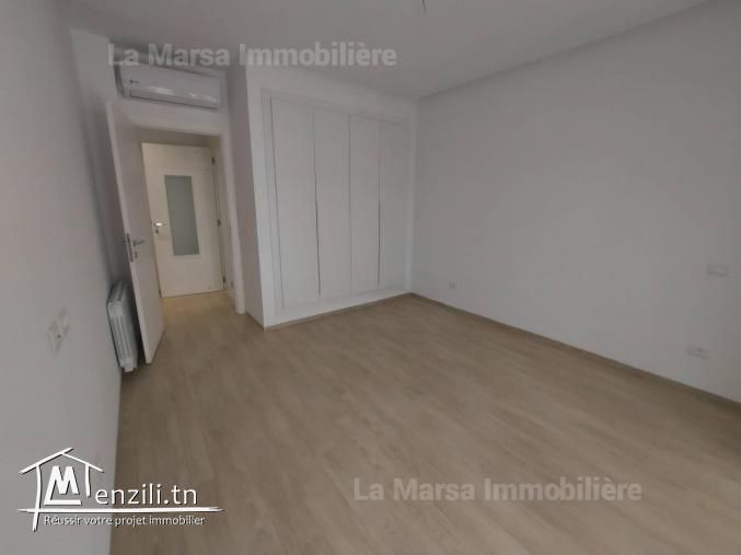 A Vendre appartement s3 avec jardin à chotrana1
