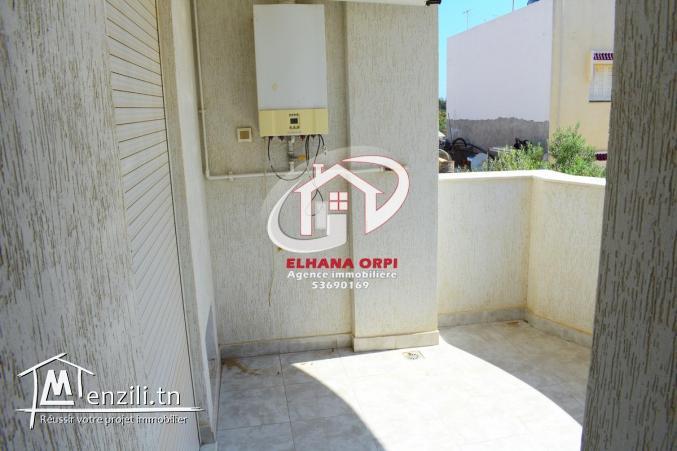 petite immeuble de 3 appartement s+3 à louer à AGBA MONASTIR