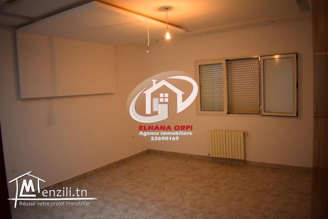 petite immeuble de 3 appartement s+3 à louer à AGBA MONASTIR
