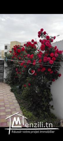 Villa duplex avec jardin et petite Senia