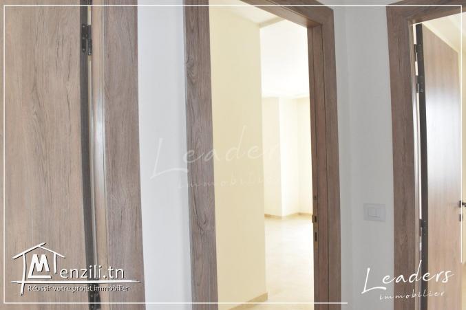 A vendre un appartement s3 à Chotrana 1