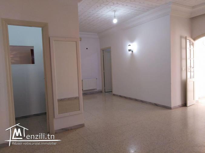 Etage de villa S2 à Khzema EST