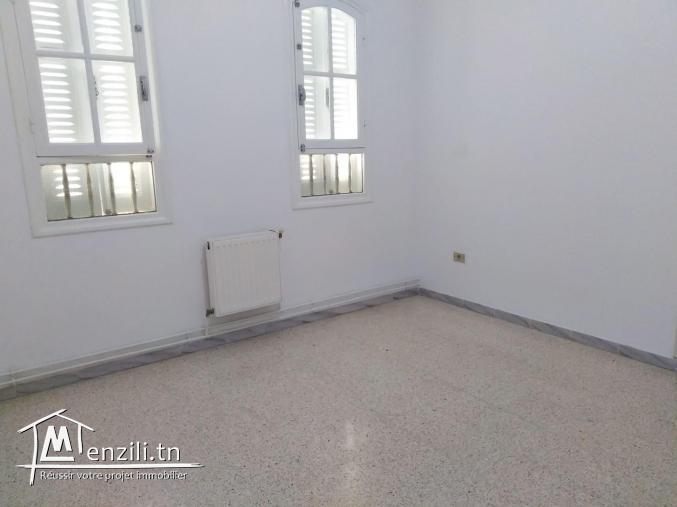 Etage de villa S2 à Khzema EST