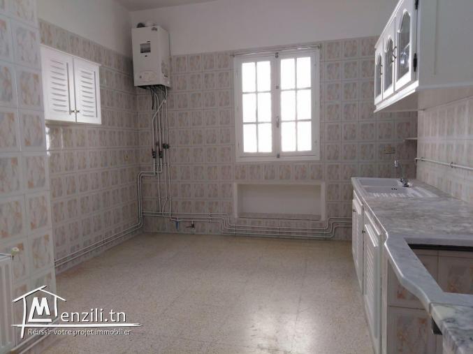 Etage de villa S2 à Khzema EST