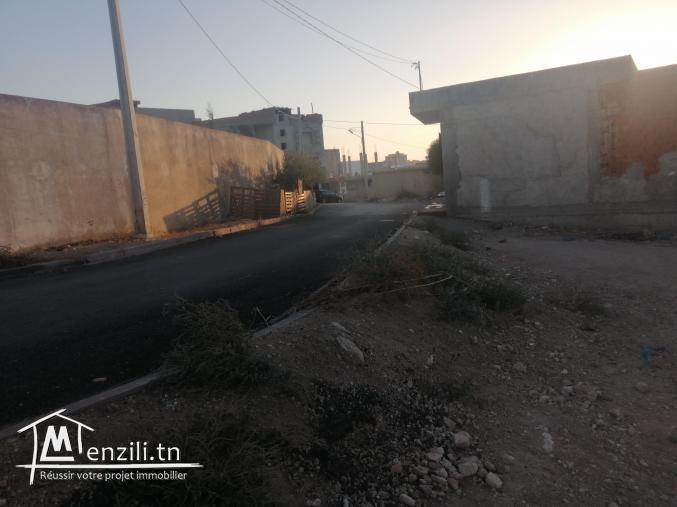 ارض صالحة للبناء المكنين
