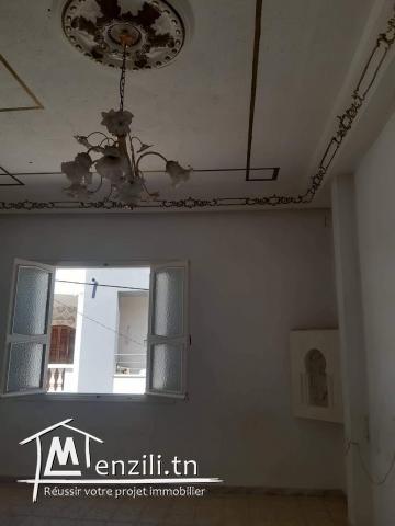 Apparemment à vendre à Jemmel