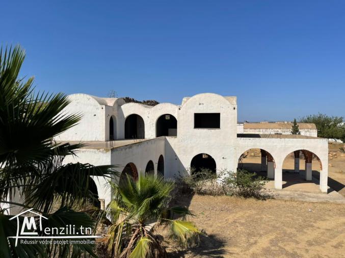 ارض في المنشار مسجلة