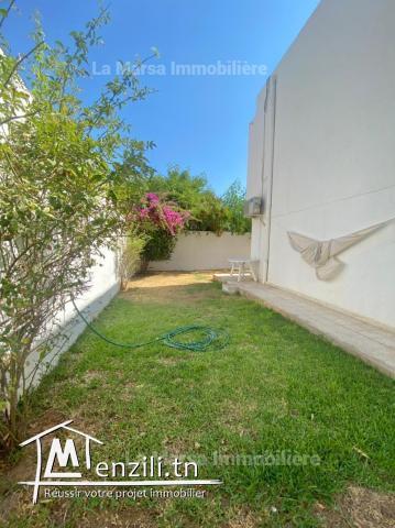 A Louer villa avec jardin et vue mer à La Marsa