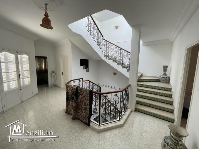 Villa à Beni Khiar sur la Route du Port