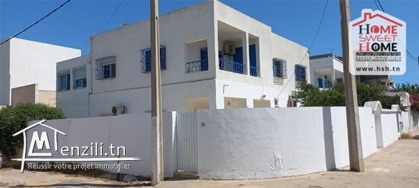 Etage de Villa Ezzahra à Vendre à La Marsa