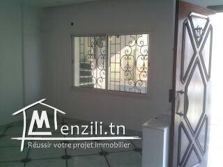 Etage de villa  el agba diar ben mahmoud